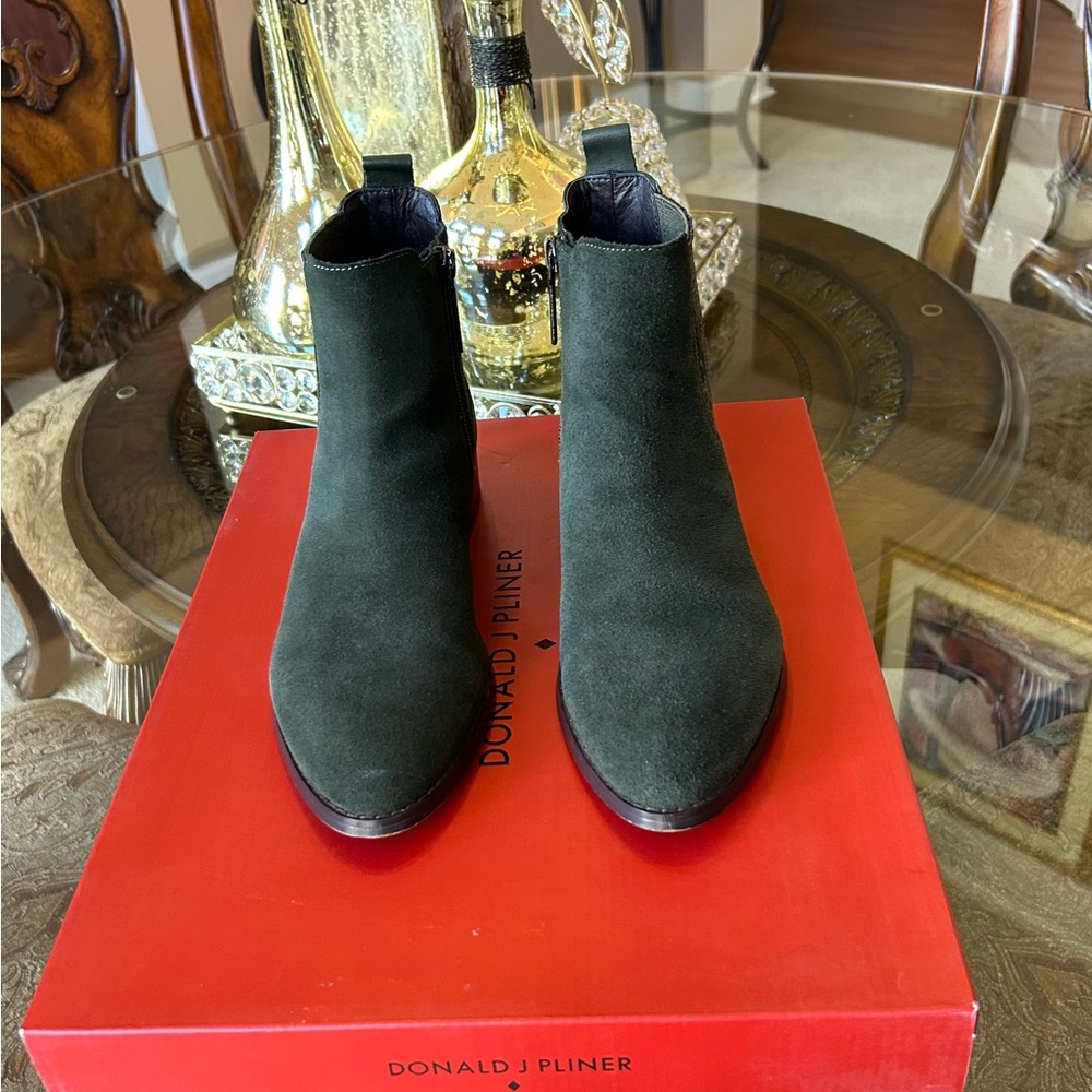 DP suede booties